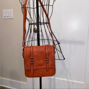 Cross body satchel purse with extra pockets